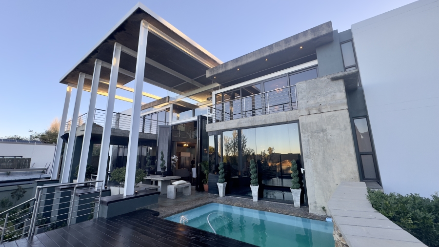 3 Bedroom Property for Sale in Waterkloof Ridge Gauteng