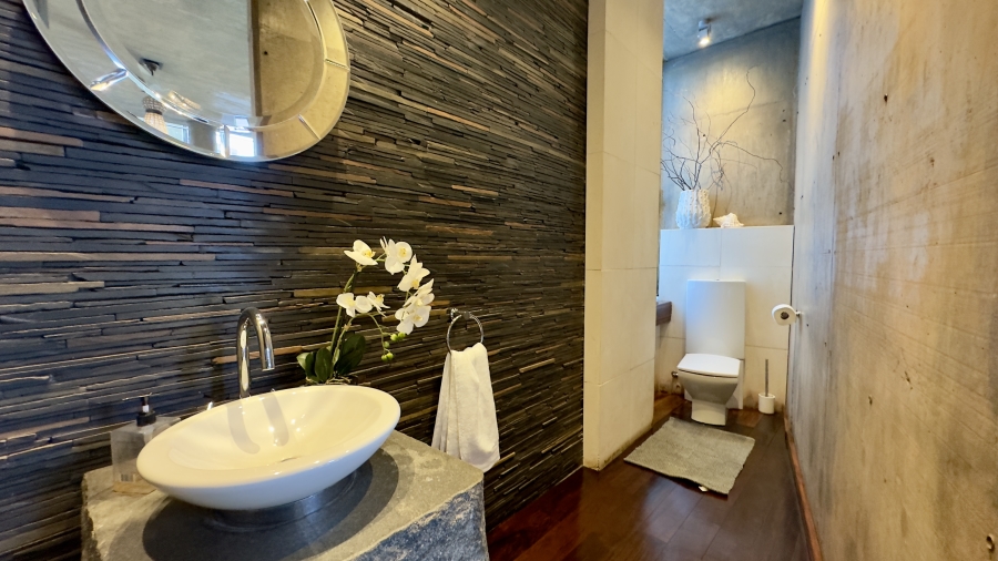 3 Bedroom Property for Sale in Waterkloof Ridge Gauteng