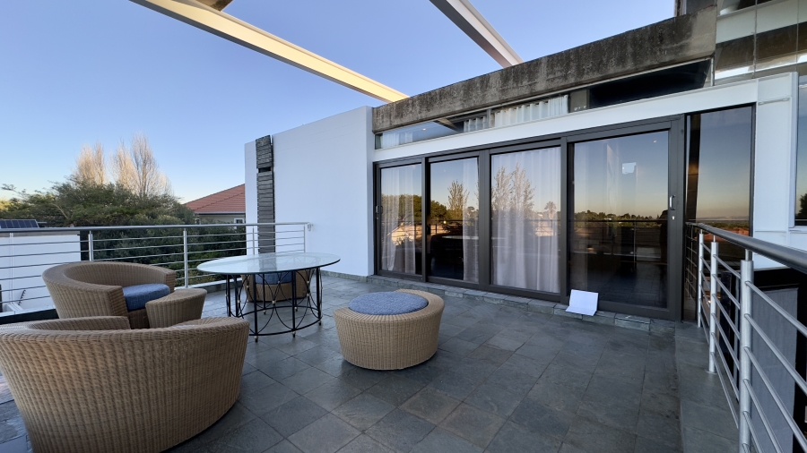 3 Bedroom Property for Sale in Waterkloof Ridge Gauteng