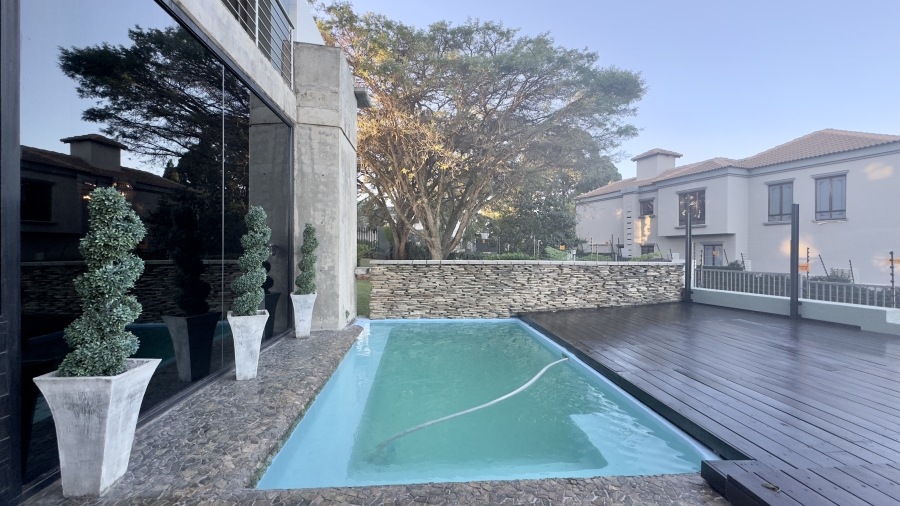 3 Bedroom Property for Sale in Waterkloof Ridge Gauteng