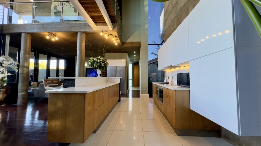 3 Bedroom Property for Sale in Waterkloof Ridge Gauteng