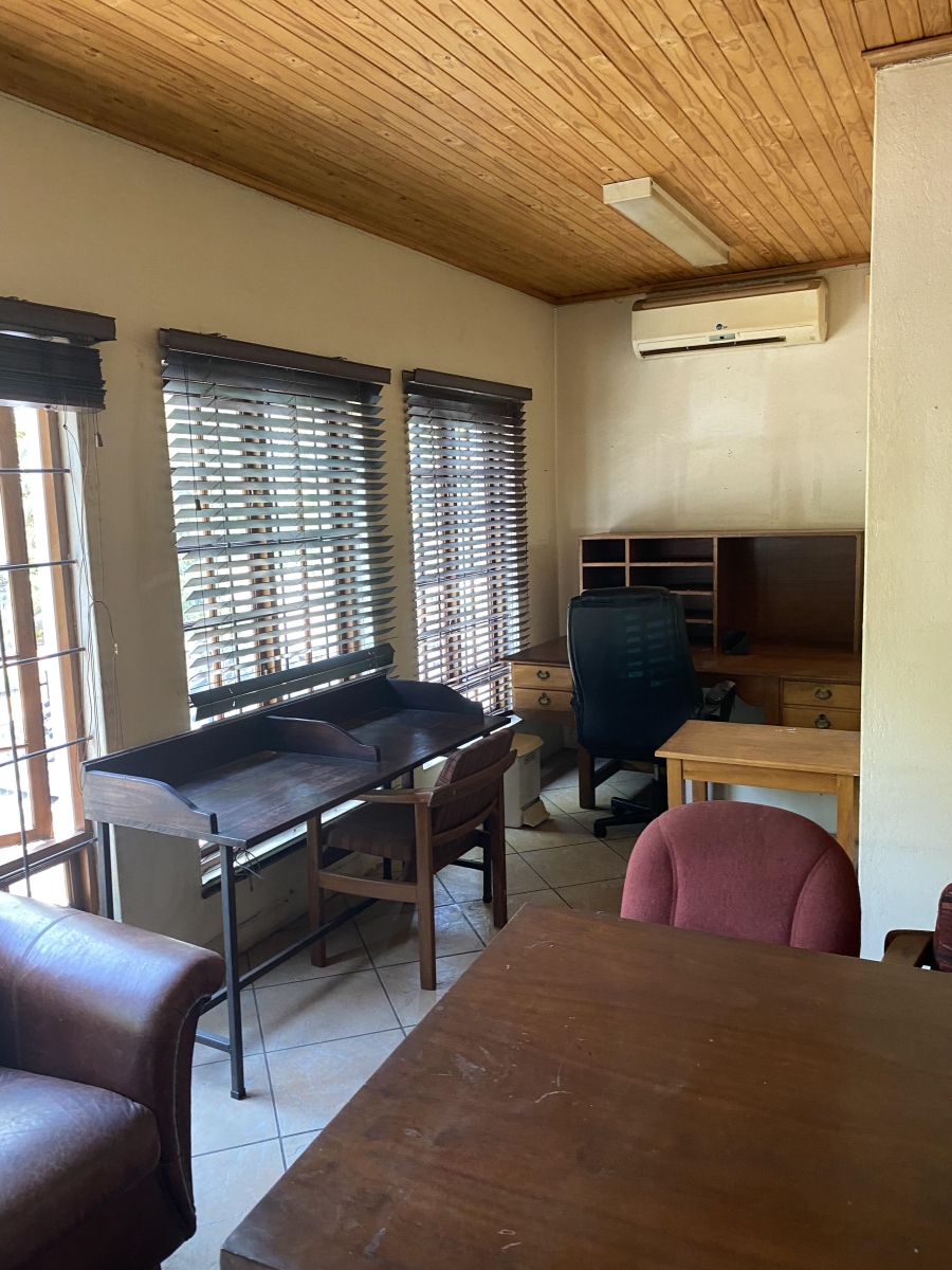 To Let 1 Bedroom Property for Rent in Val de Grace Gauteng