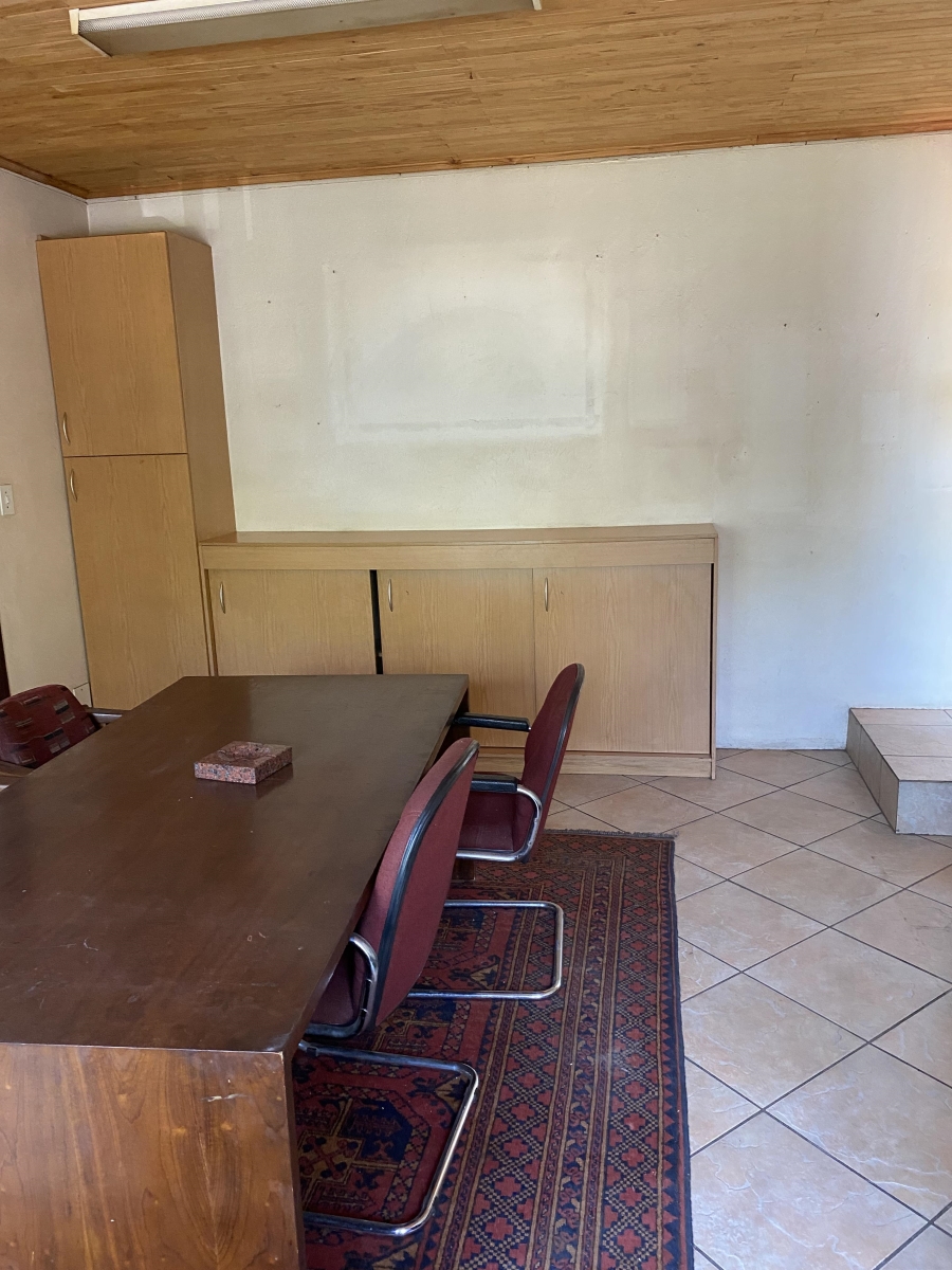 To Let 1 Bedroom Property for Rent in Val de Grace Gauteng