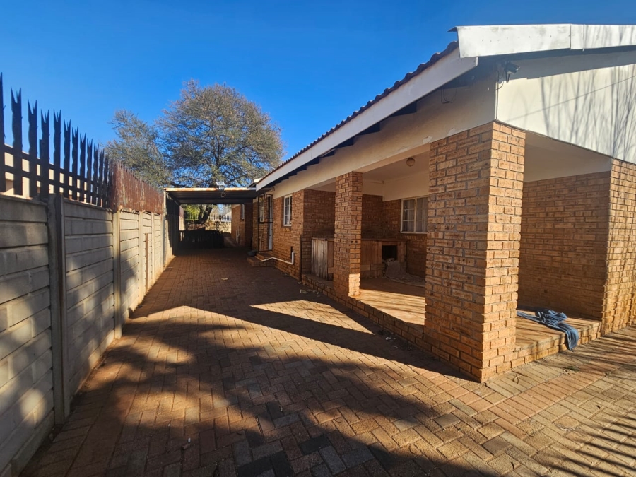 3 Bedroom Property for Sale in Randpoort Gauteng