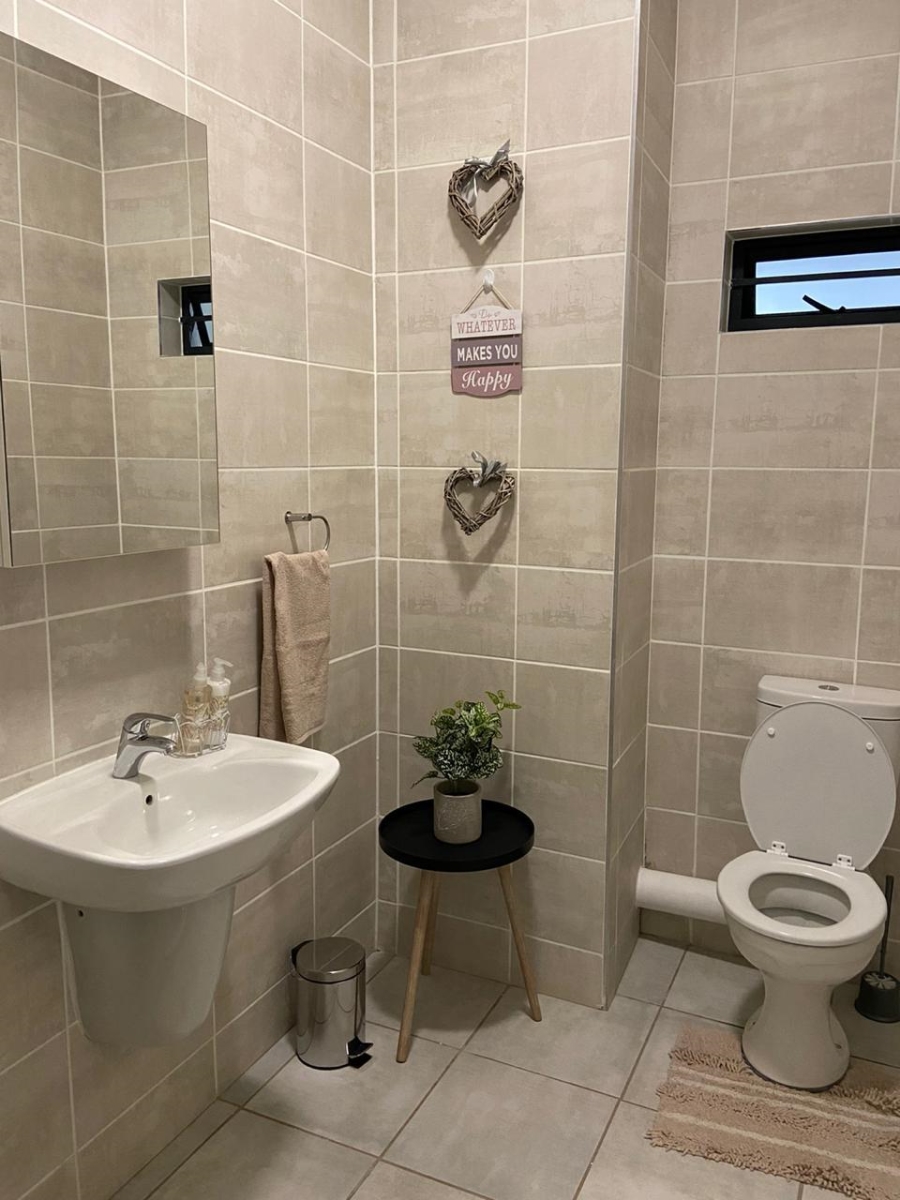 To Let 1 Bedroom Property for Rent in Savannah Country Estate Gauteng