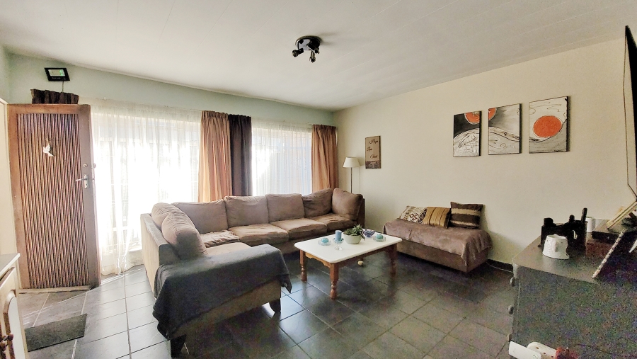 2 Bedroom Property for Sale in Marlands Gauteng