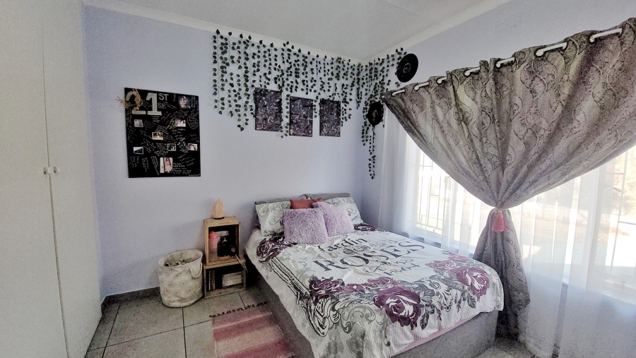 2 Bedroom Property for Sale in Marlands Gauteng