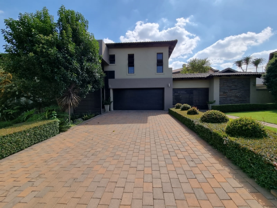 To Let 4 Bedroom Property for Rent in Aspen Hills Gauteng