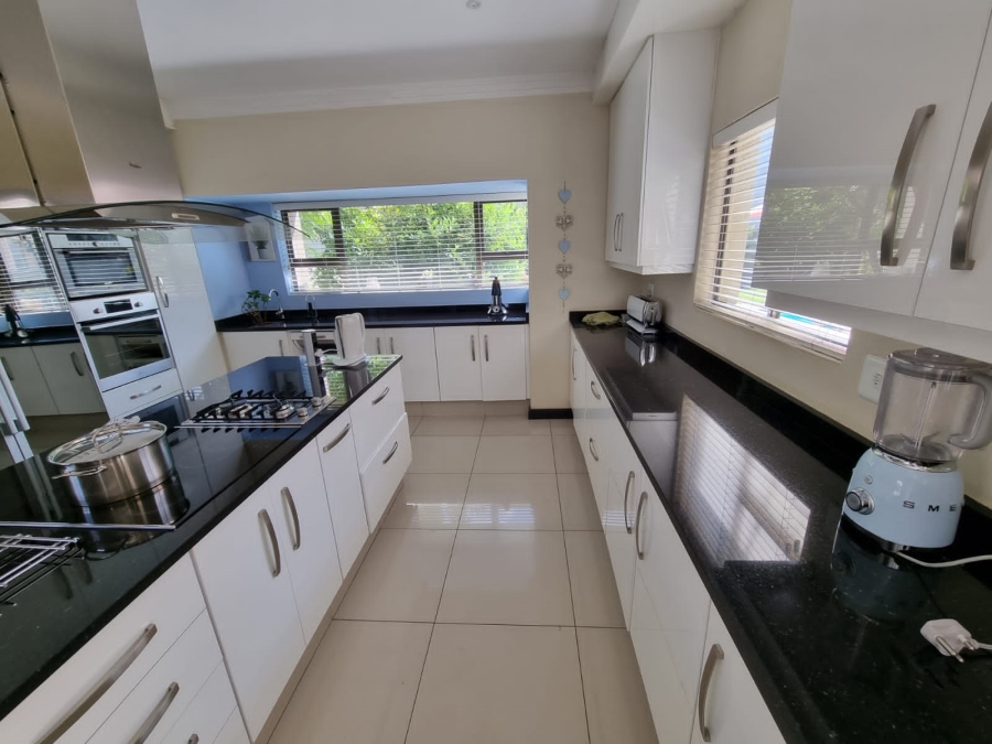 To Let 4 Bedroom Property for Rent in Aspen Hills Gauteng