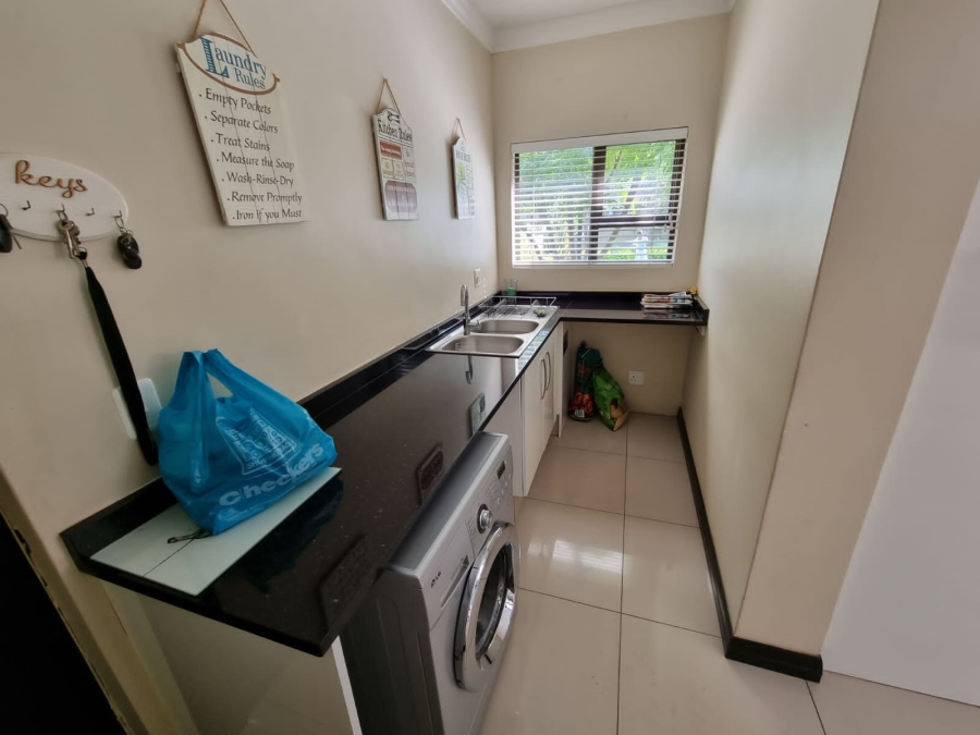 To Let 4 Bedroom Property for Rent in Aspen Hills Gauteng