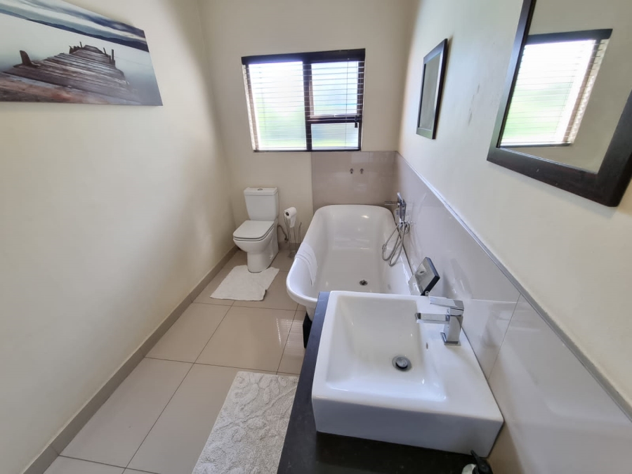 To Let 4 Bedroom Property for Rent in Aspen Hills Gauteng