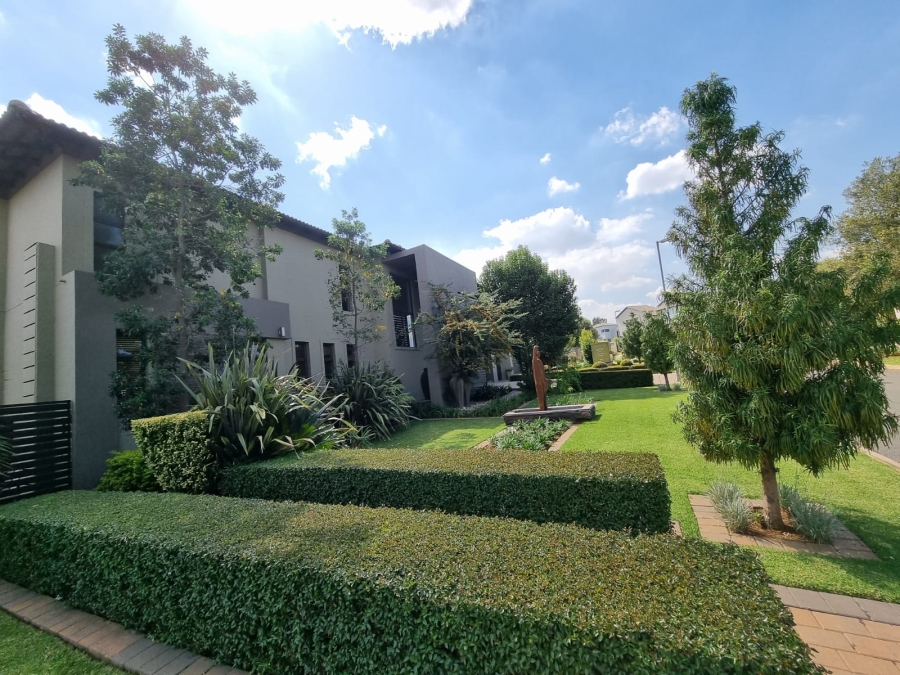 To Let 4 Bedroom Property for Rent in Aspen Hills Gauteng