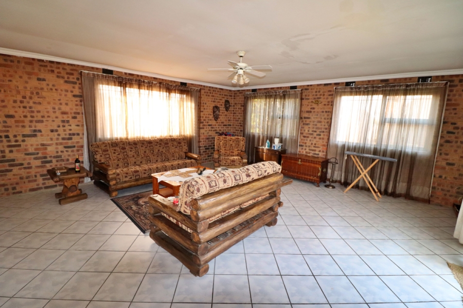 4 Bedroom Property for Sale in Primrose Gauteng