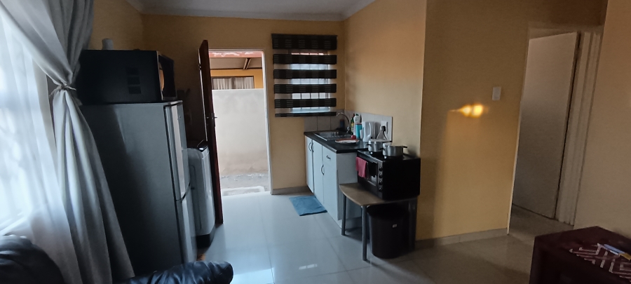 2 Bedroom Property for Sale in Windmill Park Gauteng