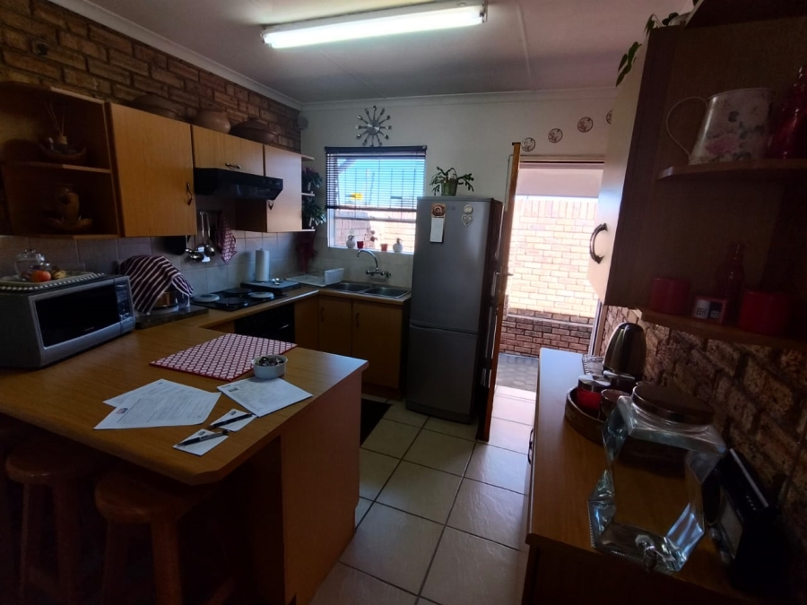 2 Bedroom Property for Sale in Quellerie Park Gauteng