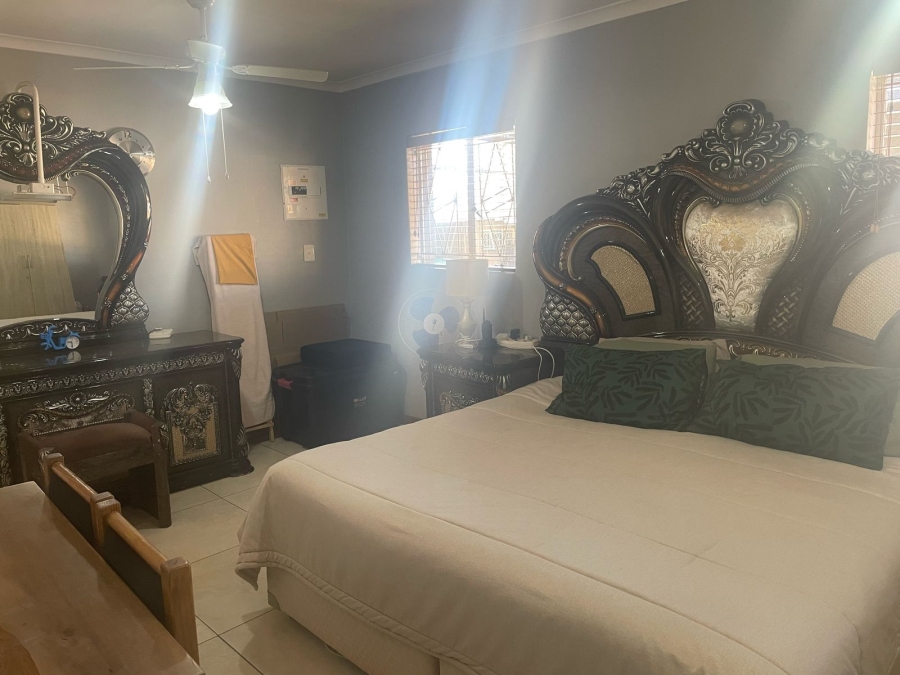 4 Bedroom Property for Sale in Witpoortjie Gauteng