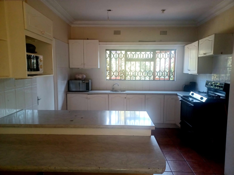 4 Bedroom Property for Sale in Linden Gauteng
