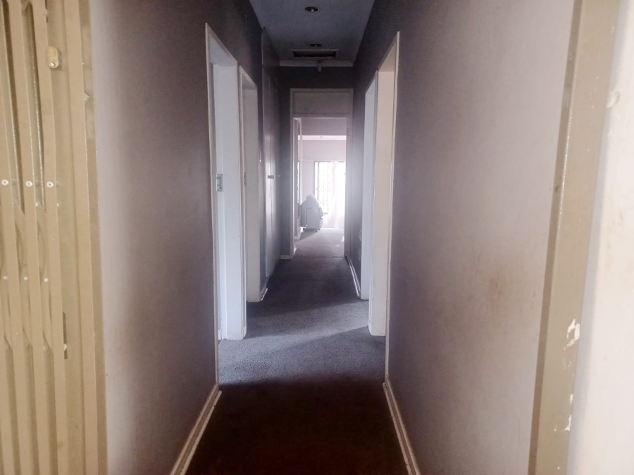 4 Bedroom Property for Sale in Linden Gauteng
