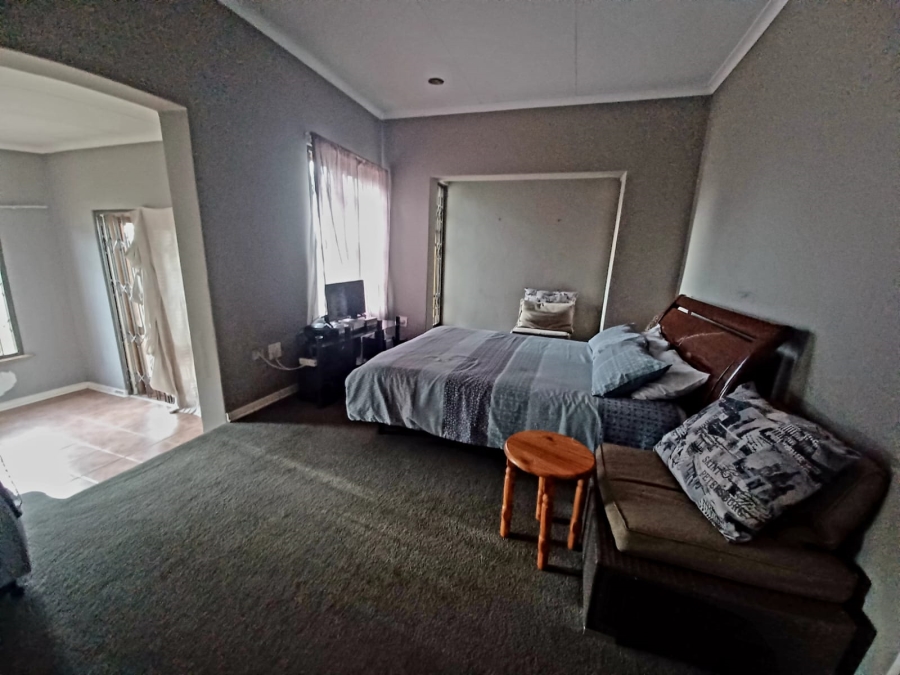 4 Bedroom Property for Sale in Linden Gauteng