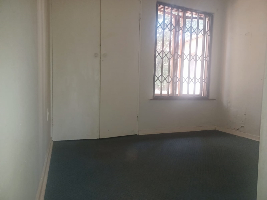 4 Bedroom Property for Sale in Linden Gauteng