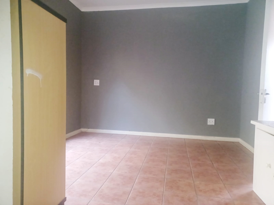 4 Bedroom Property for Sale in Linden Gauteng