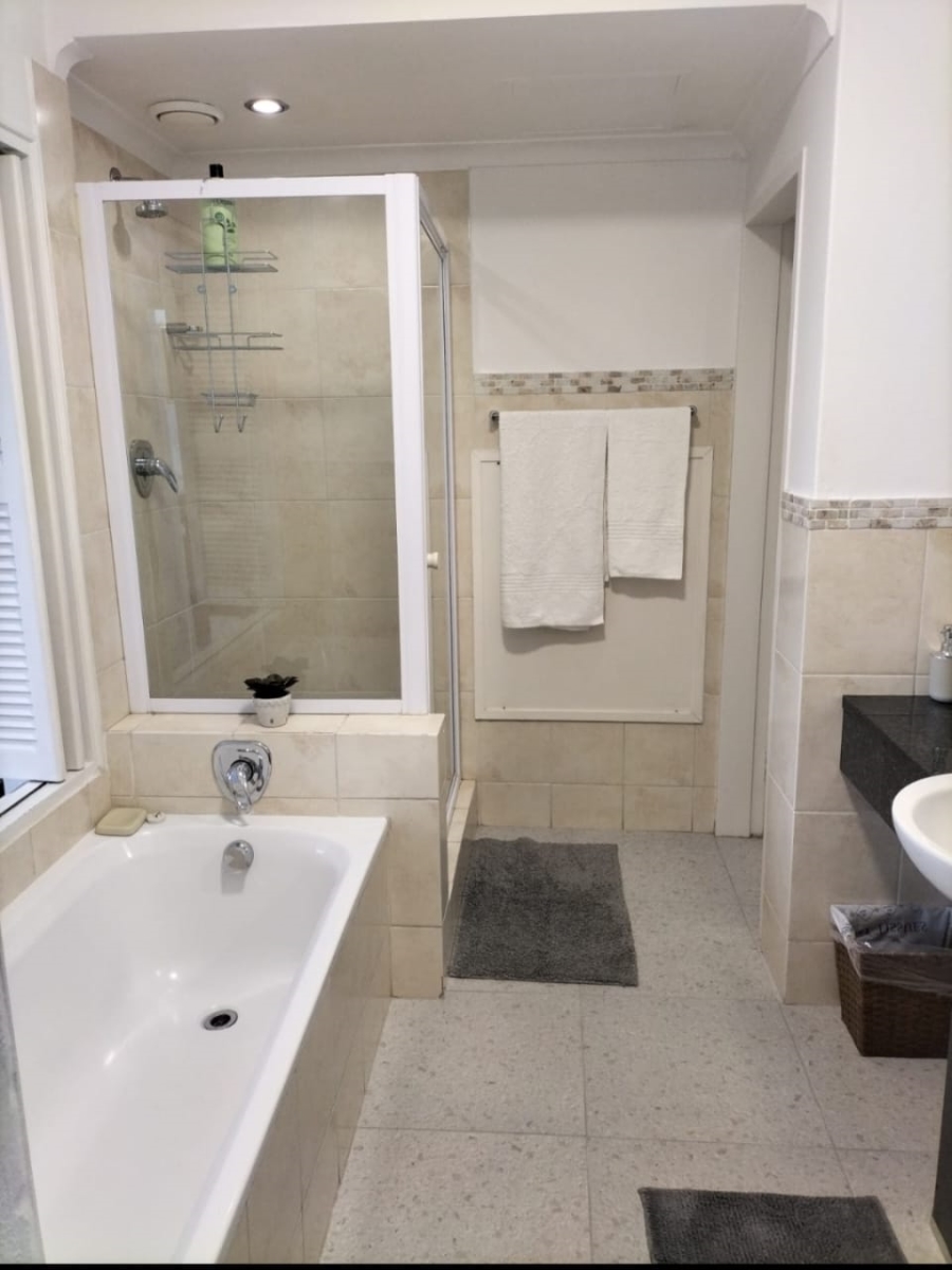 To Let 3 Bedroom Property for Rent in Rivonia Gauteng