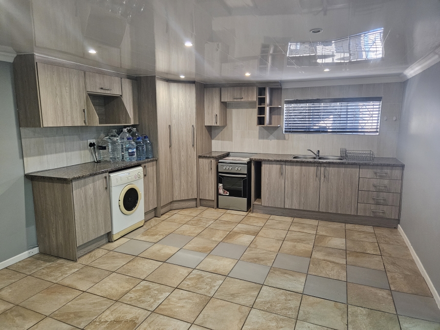 4 Bedroom Property for Sale in Witpoortjie Gauteng
