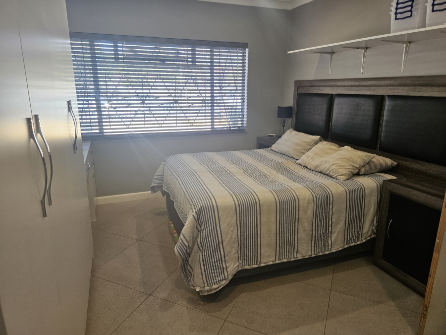 4 Bedroom Property for Sale in Witpoortjie Gauteng