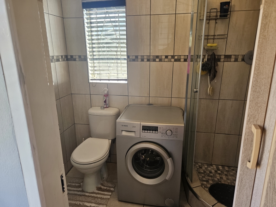 4 Bedroom Property for Sale in Witpoortjie Gauteng