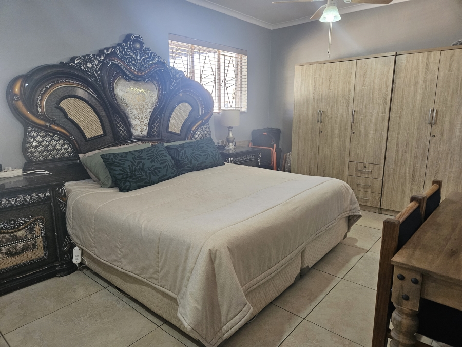 4 Bedroom Property for Sale in Witpoortjie Gauteng
