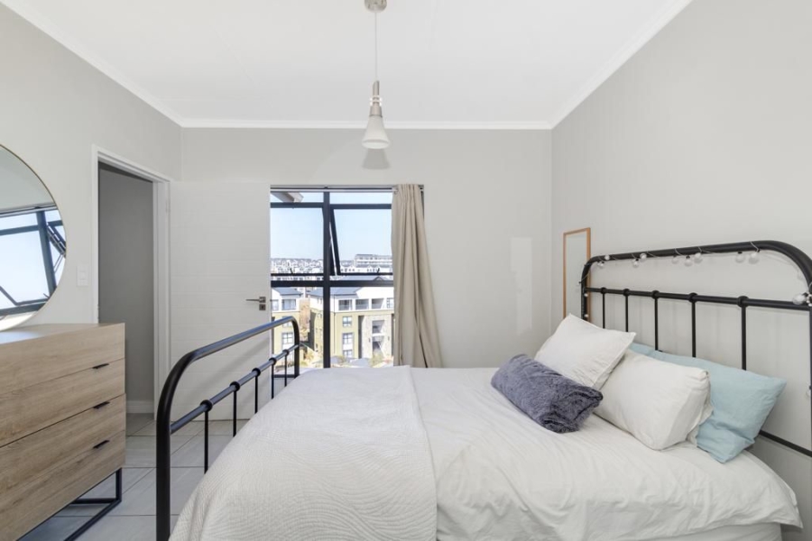 1 Bedroom Property for Sale in Waterfall Gauteng
