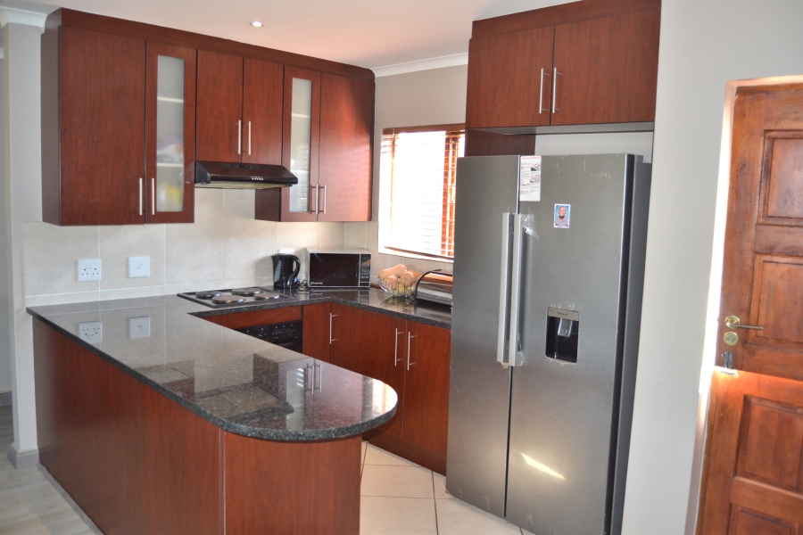 3 Bedroom Property for Sale in Thatchfield Estate Gauteng