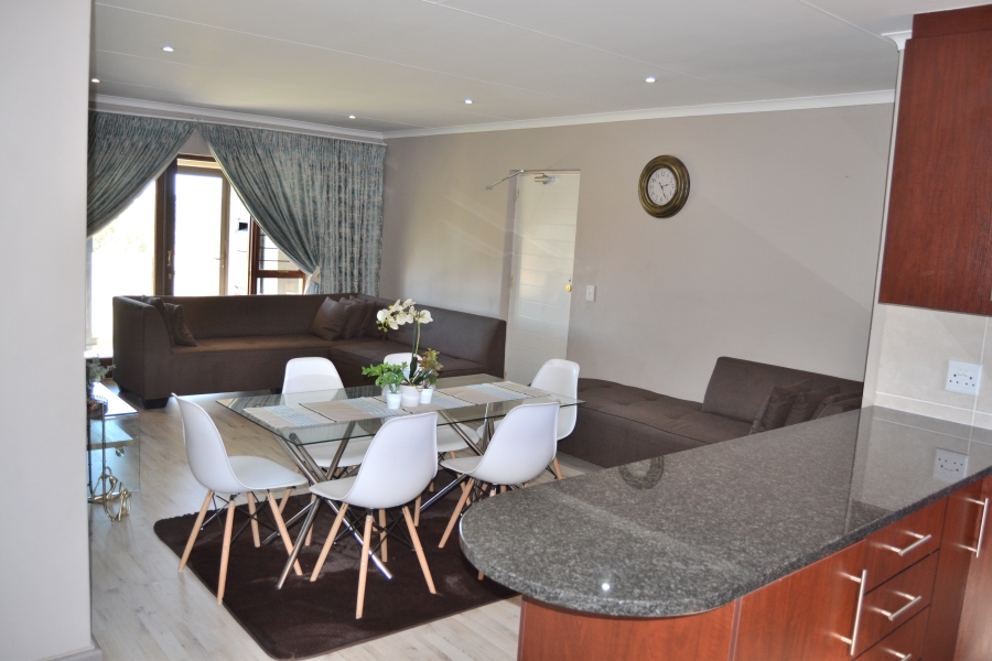3 Bedroom Property for Sale in Thatchfield Estate Gauteng