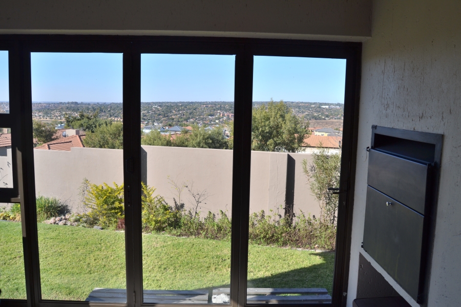 3 Bedroom Property for Sale in Thatchfield Estate Gauteng