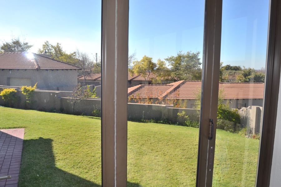 3 Bedroom Property for Sale in Thatchfield Estate Gauteng