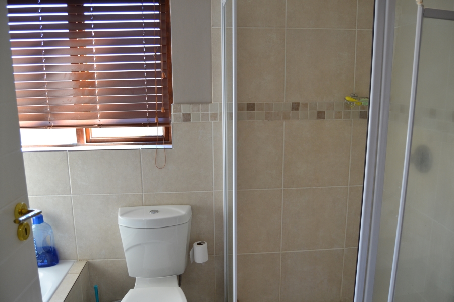 3 Bedroom Property for Sale in Thatchfield Estate Gauteng