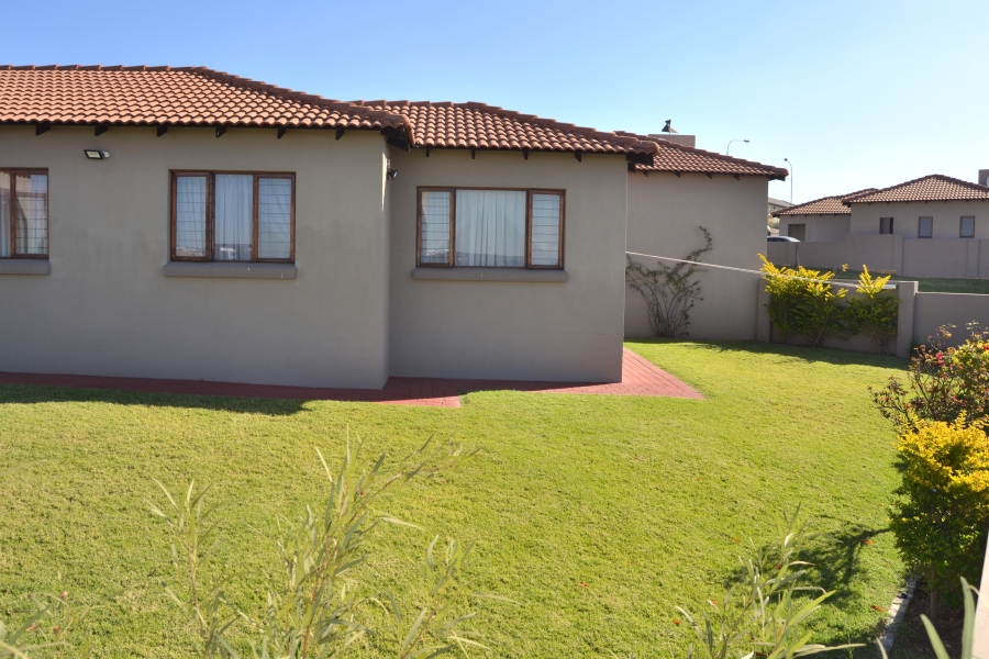 3 Bedroom Property for Sale in Thatchfield Estate Gauteng