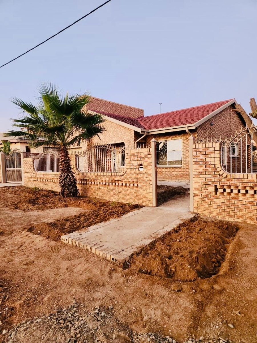 3 Bedroom Property for Sale in Mabopane Gauteng