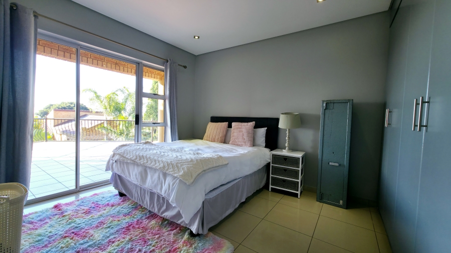 5 Bedroom Property for Sale in Moreleta Park Gauteng