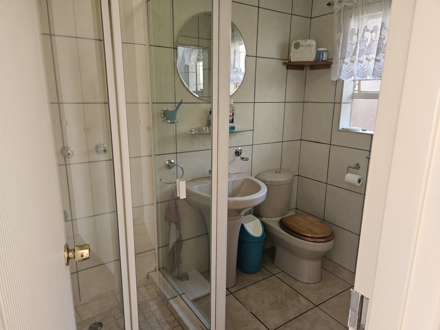 3 Bedroom Property for Sale in Roodekrans Gauteng