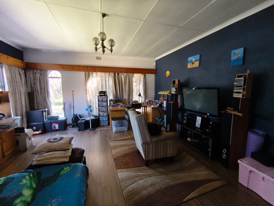 3 Bedroom Property for Sale in Brackenhurst Gauteng