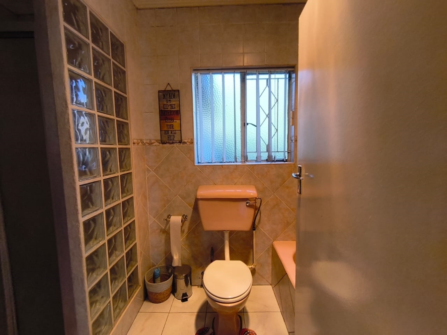 3 Bedroom Property for Sale in Brackenhurst Gauteng