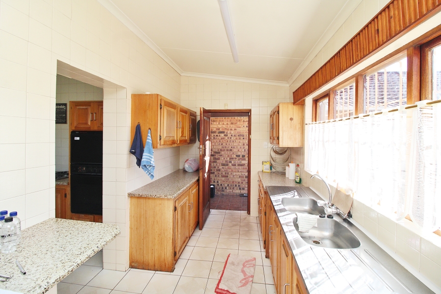 5 Bedroom Property for Sale in Primrose Gauteng