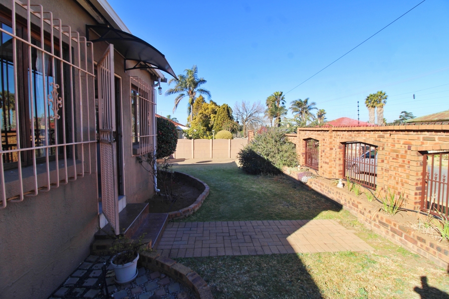 5 Bedroom Property for Sale in Primrose Gauteng