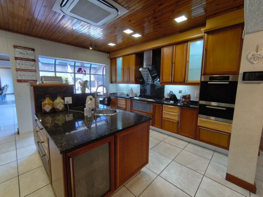 4 Bedroom Property for Sale in Brackenhurst Gauteng