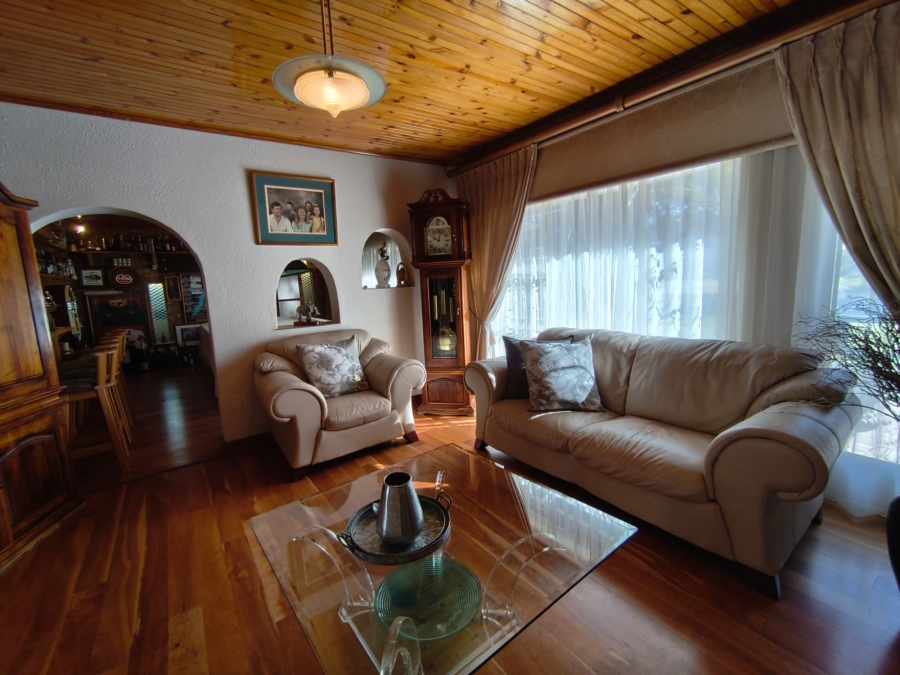 4 Bedroom Property for Sale in Brackenhurst Gauteng