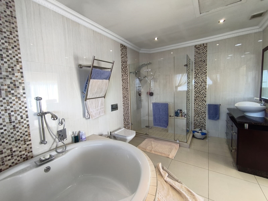 4 Bedroom Property for Sale in Brackenhurst Gauteng