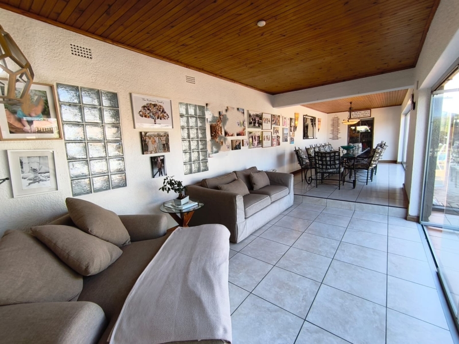 4 Bedroom Property for Sale in Brackenhurst Gauteng