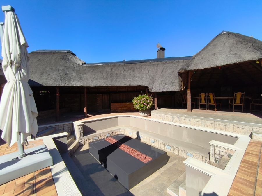 4 Bedroom Property for Sale in Brackenhurst Gauteng