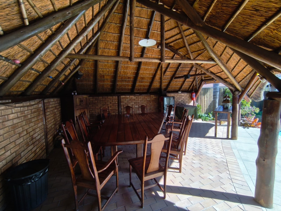 4 Bedroom Property for Sale in Brackenhurst Gauteng